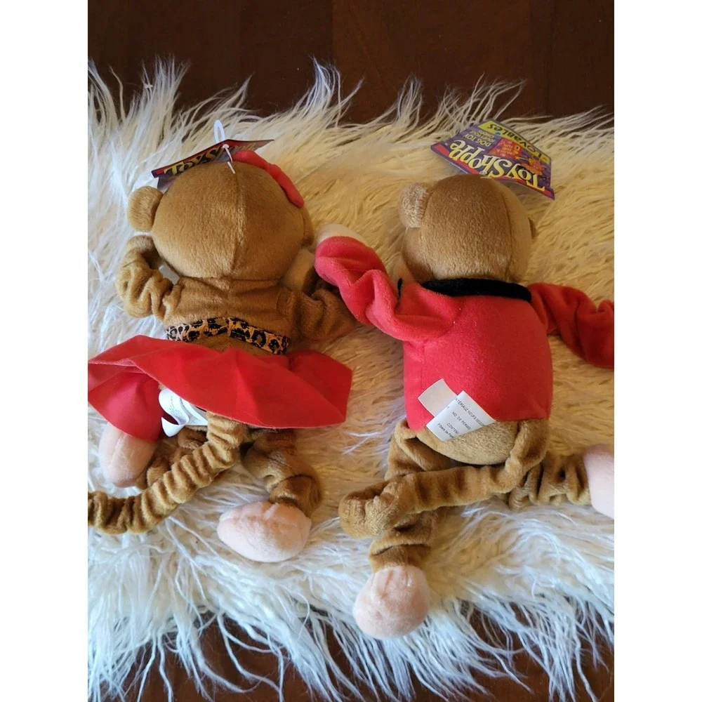 Monkey Couple Dog Toys squeakers Toy Shoppe NWT plush monkies (2)